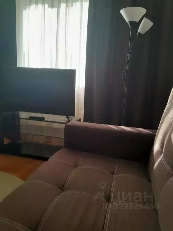 1-к кв. Брянская область, Брянск ул. Кольцова, 13 (50.0 м) - Фото 1