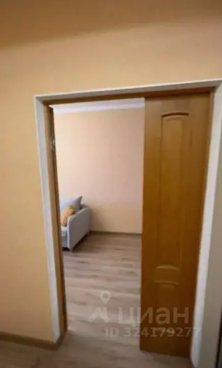 1-к кв. Курская область, Рыльск ул. Розы Люксембург, 80 (37.0 м) - Фото 1