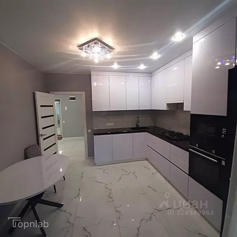 3-к кв. Владимирская область, Владимир Фестивальная ул., 2 (81.0 м) - Фото 0