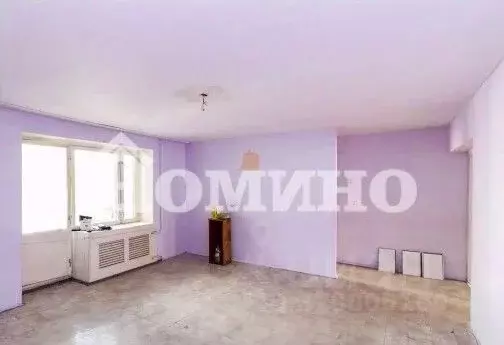 3-к кв. Тюменская область, Тюмень ул. Газовиков, 6 (70.0 м) - Фото 0