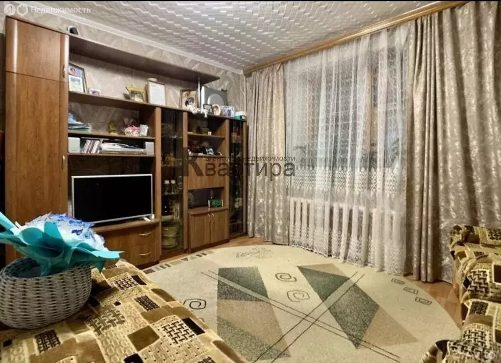 4-комнатная квартира: Смоленск, улица Маршала Ерёменко, 40 (91.6 м) - Фото 1