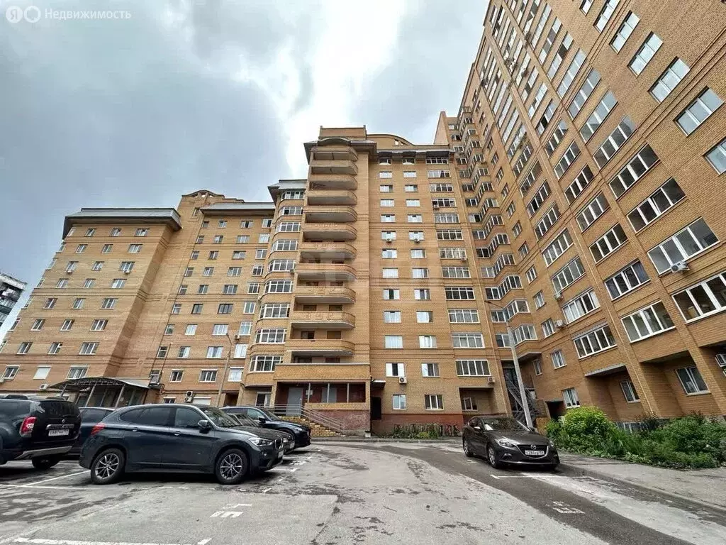 2-комнатная квартира: Пермь, улица Николая Островского, 30 (90 м) - Фото 1