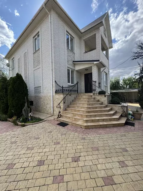 Дом в Астраханская область, Астрахань Пеший пер., 9 (345 м) - Фото 2