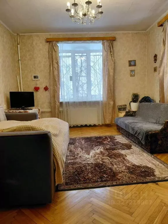 Комната Санкт-Петербург 21-я Васильевского острова линия, 16к2 - Фото 1