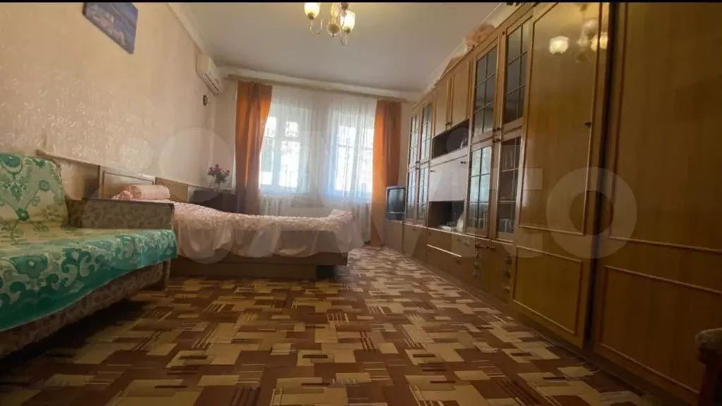 1-к. квартира, 42 м, 1/2 эт. - Фото 1