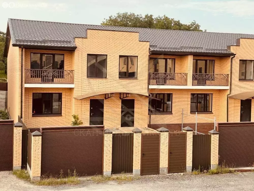 Дом в Пятигорск, улица 50 лет ВЛКСМ (182 м) - Фото 1
