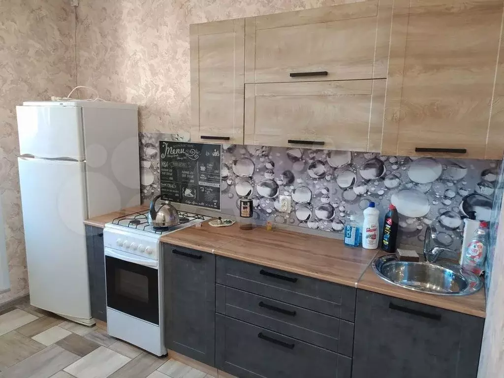 2-к. квартира, 50 м, 9/10 эт. - Фото 0