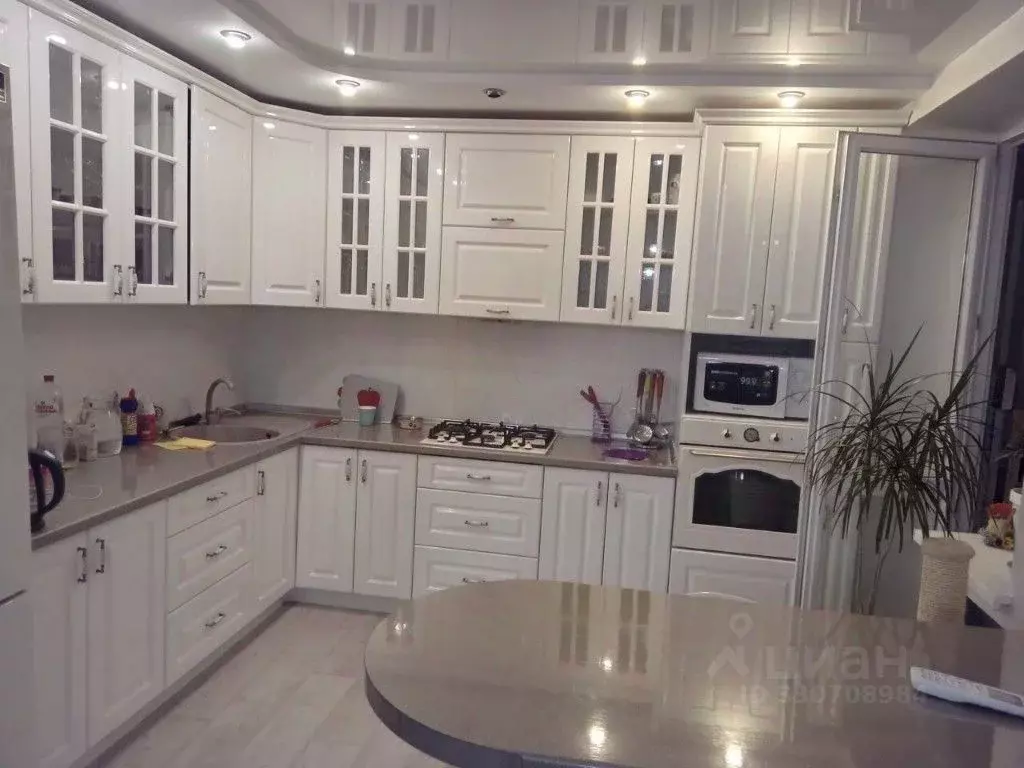 3-к кв. Крым, Симферополь ул. Лексина, 54 (82.0 м) - Фото 1