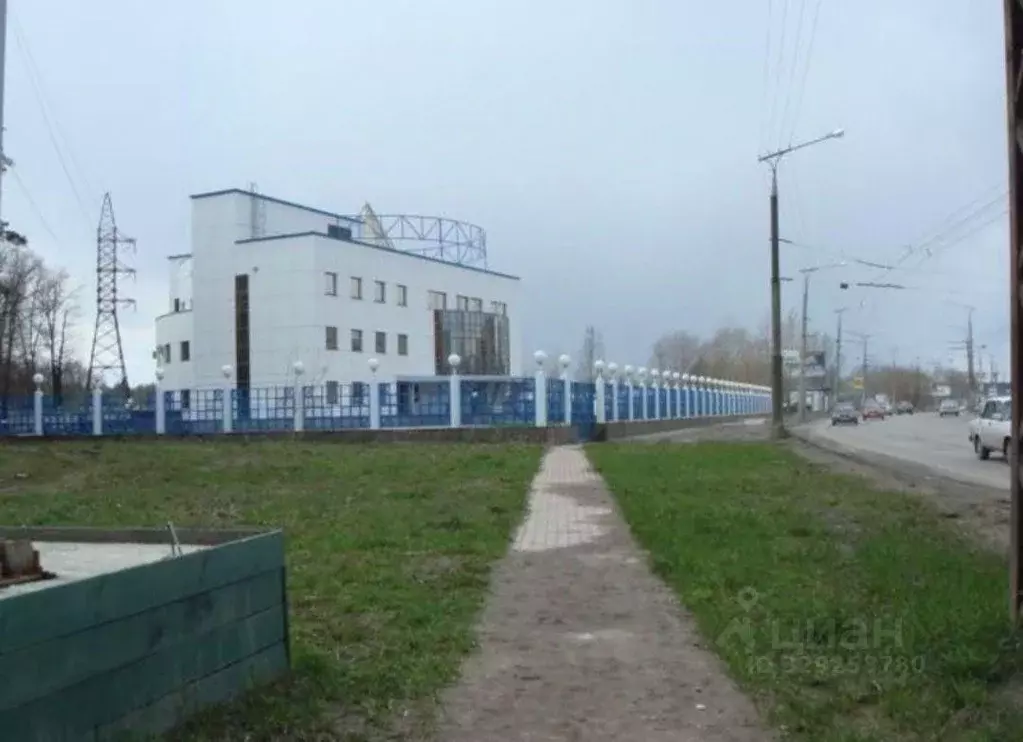 Помещение свободного назначения в Самарская область, Тольятти ул. ... - Фото 1