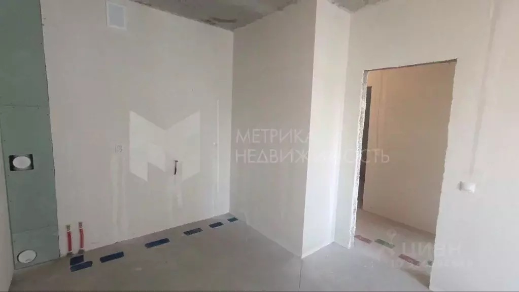 1-к кв. Тюменская область, Тюмень ул. Фармана Салманова, 17 (39.88 м) - Фото 1