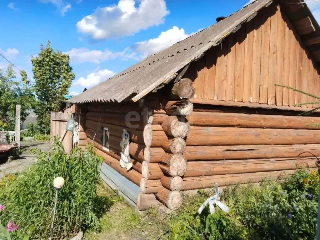 Дом в Вологодская область, Междуреченский муниципальный округ, с. ... - Фото 1