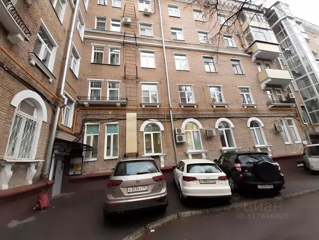 Комната Москва ул. Свободы, 19/1 (35.0 м) - Фото 0