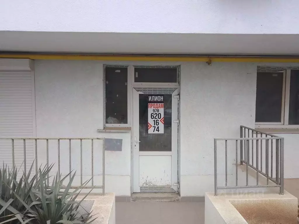 Помещение свободного назначения в Севастополь ул. Челнокова, 29к1 (52 ... - Фото 1