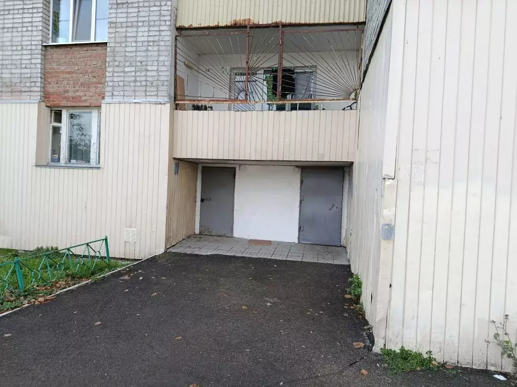 Комната Тюменская область, Тюмень ул. 50 лет Октября, 62а (13.0 м) - Фото 1