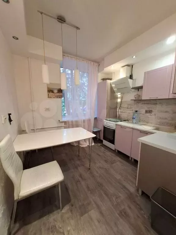2-к. квартира, 56 м, 2/4 эт. - Фото 1