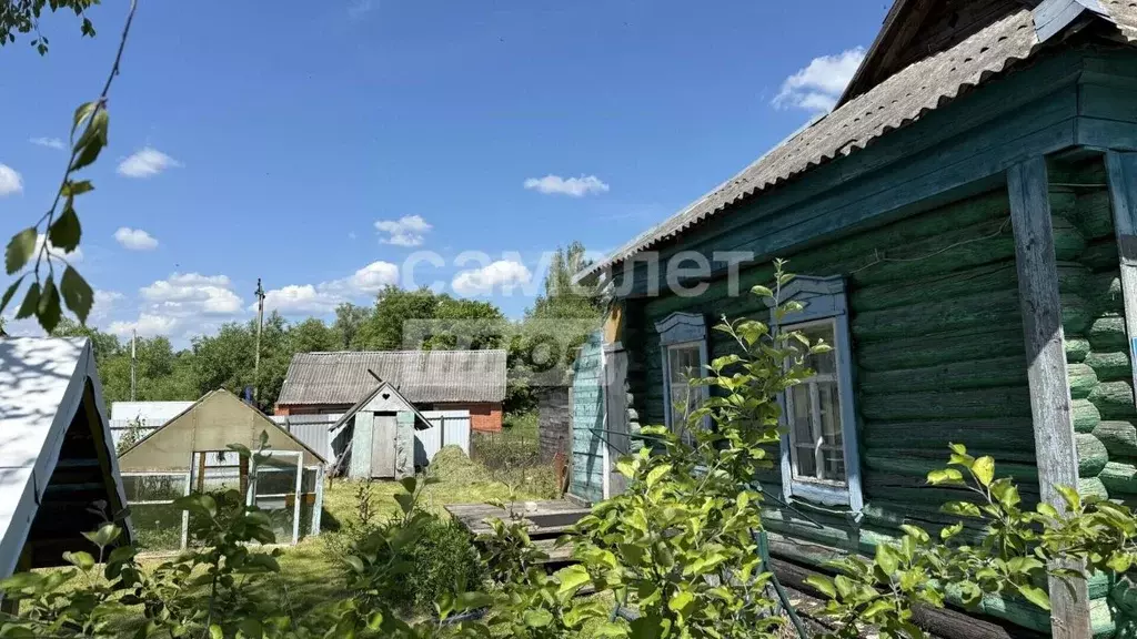 Дом в Калужская область, с. Износки ул. Ленина, 15 (25 м) - Фото 1