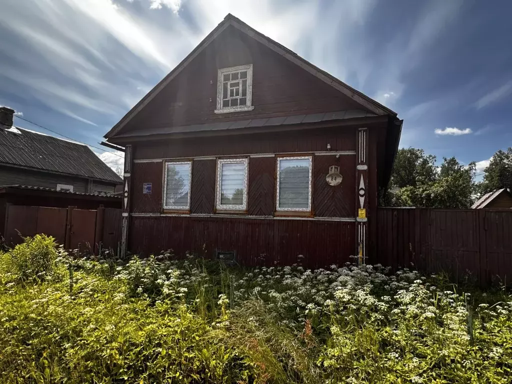 Дом в Ленинградская область, Тихвин ул. Гагарина (62 м) - Фото 1