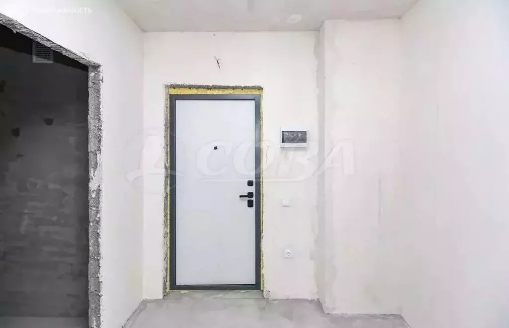 Квартира-студия: Тюмень, улица Павла Никольского, 10 (33 м) - Фото 0