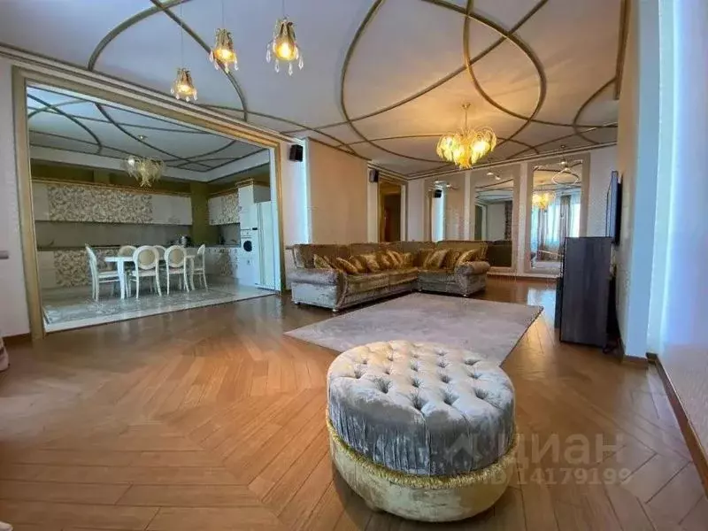 4-к кв. Татарстан, Казань ул. Касаткина, 20А (170.0 м) - Фото 0