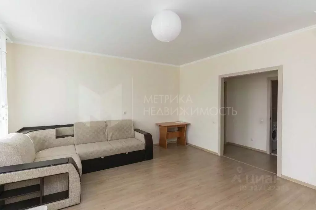 1-к кв. Тюменская область, Тюмень ул. Линейная, 23 (49.0 м) - Фото 1