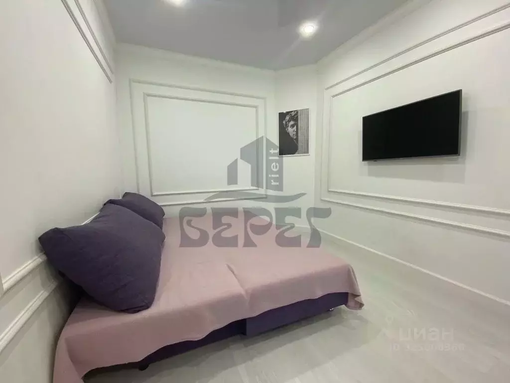 1-к кв. Татарстан, Казань ул. Тихомирнова, 1 (33.0 м) - Фото 1