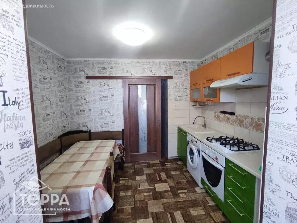 3-комнатная квартира: Раздольное, Евпаторийское шоссе, 22Б (72.2 м) - Фото 2