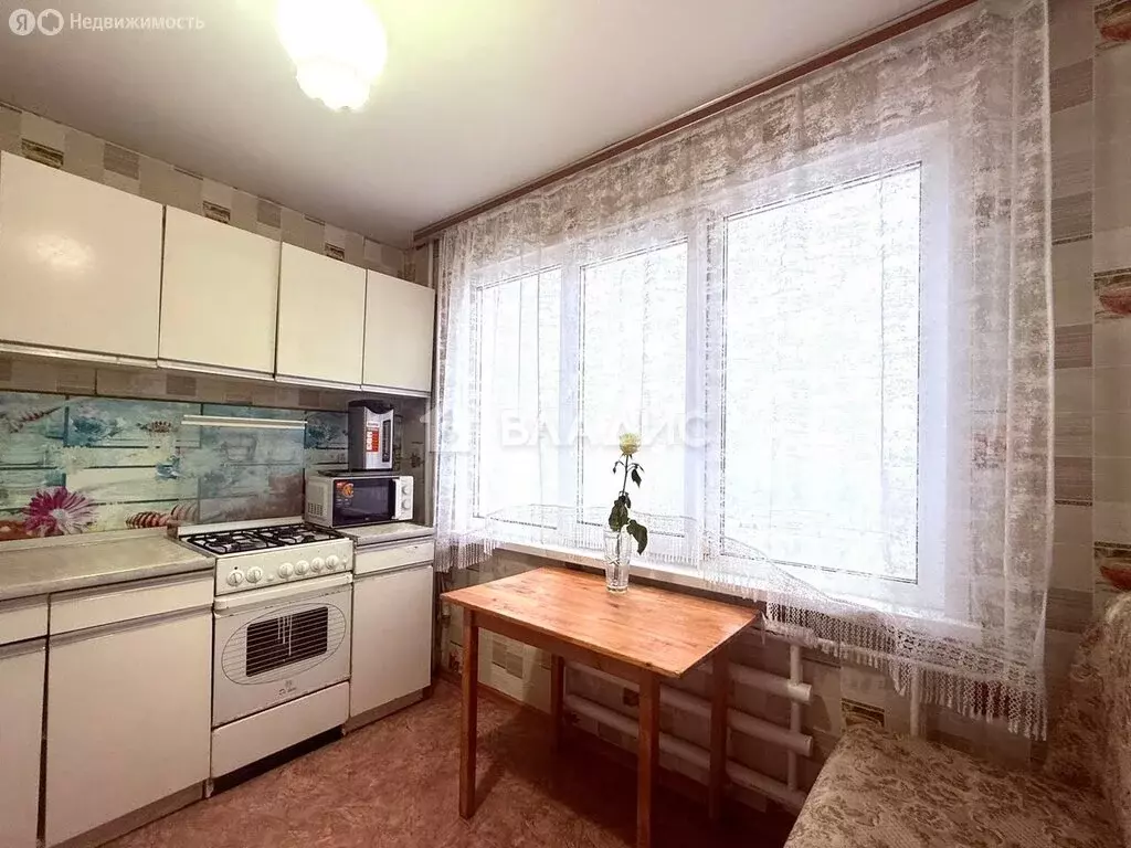 3-комнатная квартира: Пенза, улица 8 Марта, 3 (62 м) - Фото 1