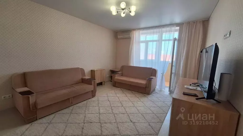 2-к кв. Крым, Феодосия ул. Габрусева, 2 (60.0 м) - Фото 0