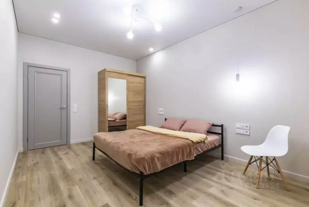 2-к кв. Свердловская область, Екатеринбург ул. Декабристов, 20 (30.0 ... - Фото 1
