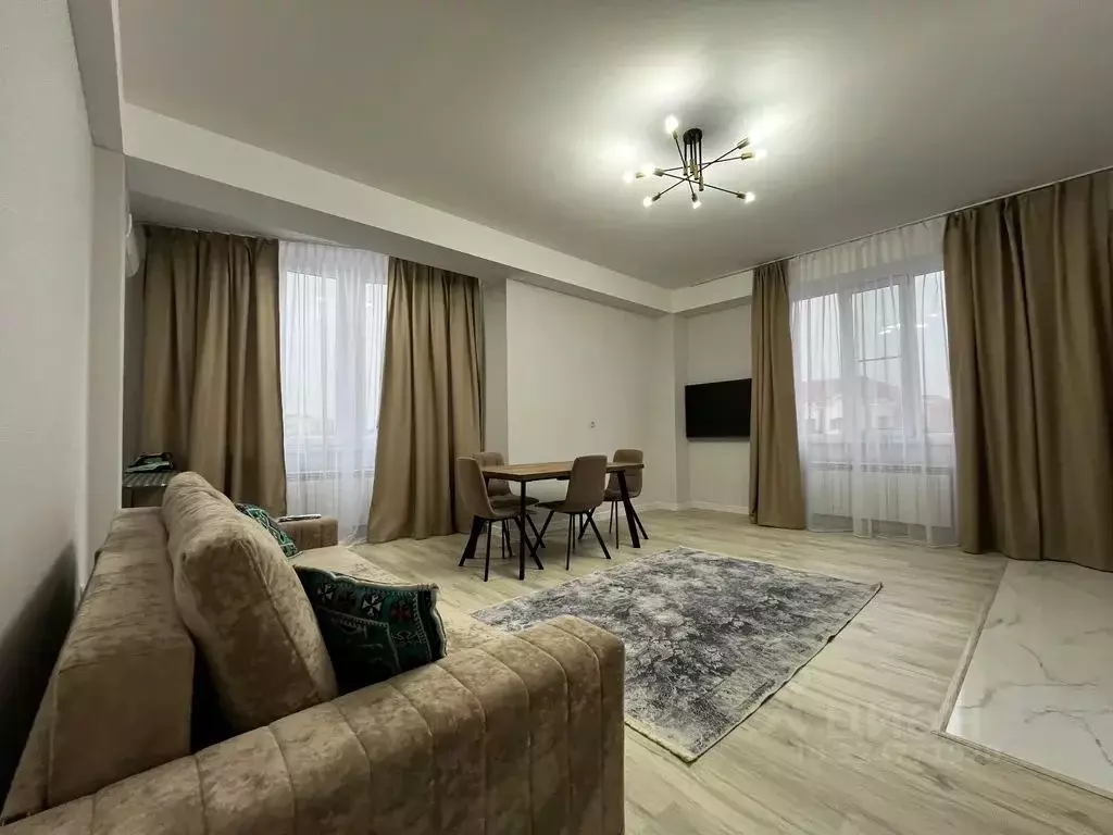 3-к кв. Дагестан, Каспийск ул. Магомедали Магомеджановa, 4А (87.0 м) - Фото 1