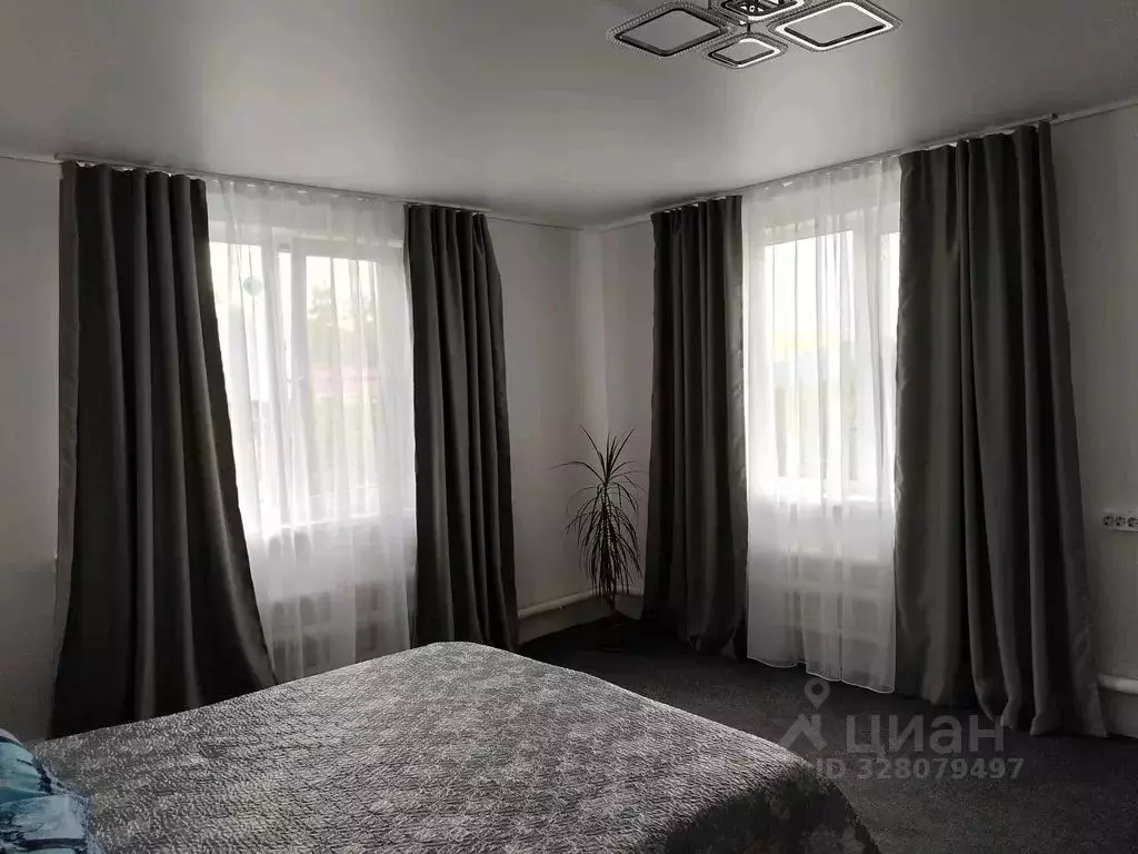 Дом в Алтай, Майминский район, с. Майма Алтайская ул., 61 (90 м) - Фото 1