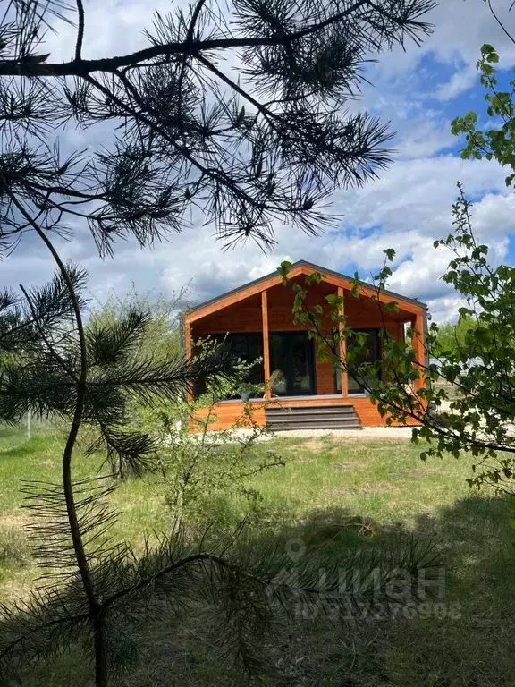 Дом в Липецкая область, Усманский район, Студенский сельсовет, с. ... - Фото 0