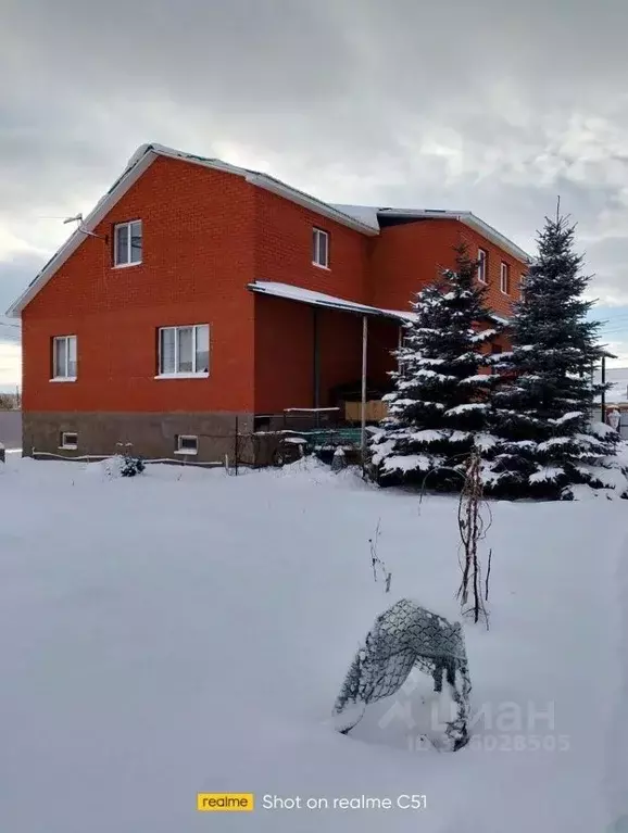 Дом в Оренбургская область, Оренбургский район, Сергиевский сельсовет, ... - Фото 1