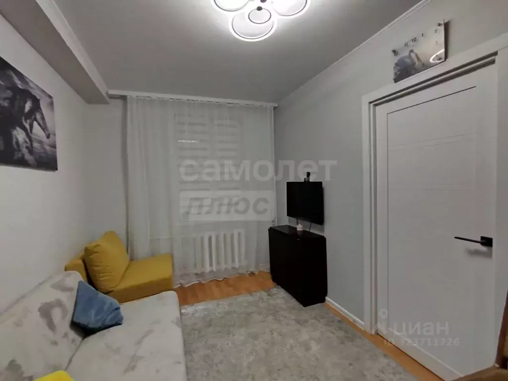 2-к кв. Оренбургская область, Оренбург Мало-Мельничная ул., 10 (30.0 ... - Фото 2