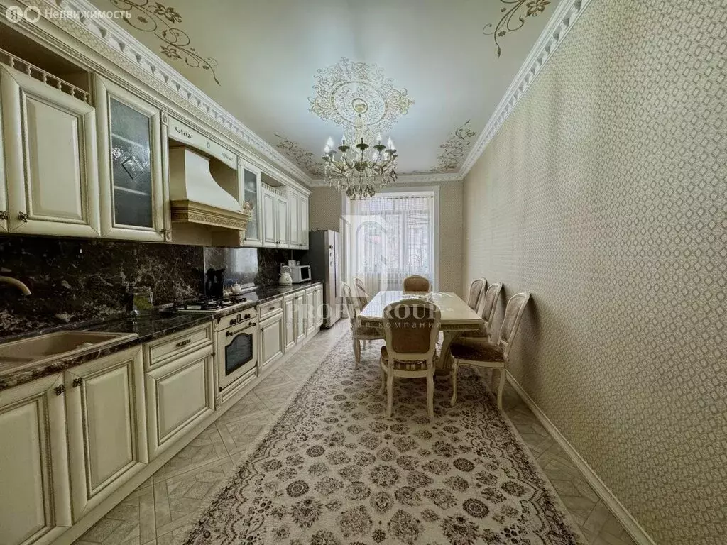 3-комнатная квартира: Махачкала, улица Хуршилова, 17 (120 м) - Фото 2