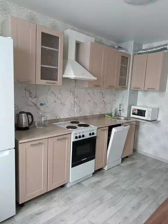 3-к. квартира, 74 м, 6/10 эт. - Фото 0