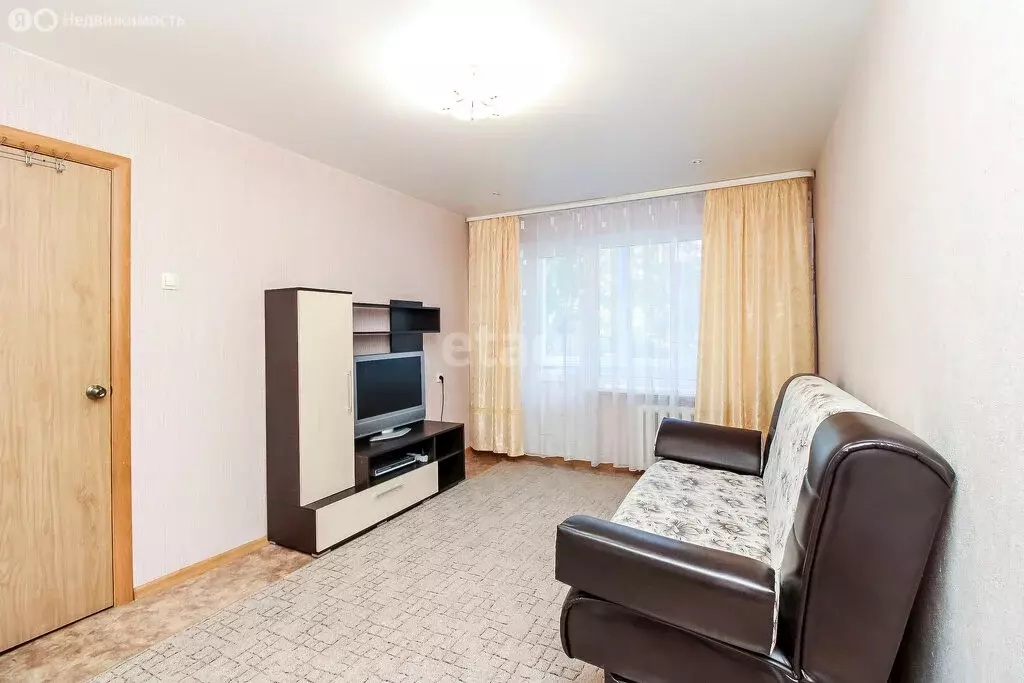 2-комнатная квартира: Тюмень, улица Газовиков, 22 (46.1 м) - Фото 2