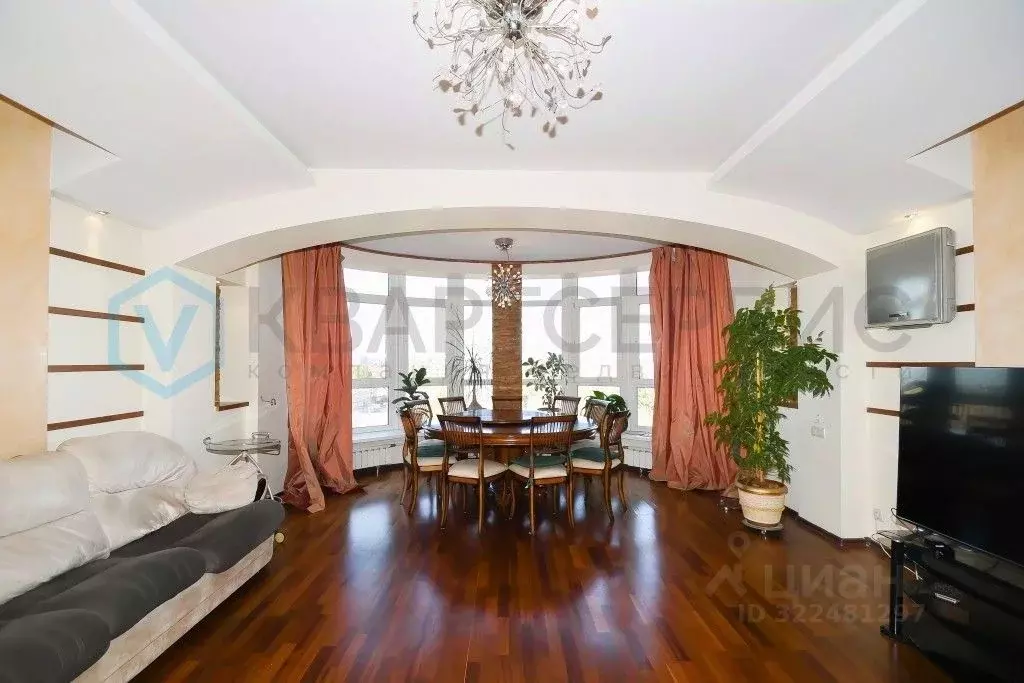 4-к кв. Омская область, Омск ул. 10 лет Октября, 43 (128.9 м) - Фото 1