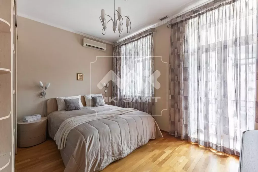 5-к кв. Санкт-Петербург Лесной просп., 18 (123.0 м) - Фото 1