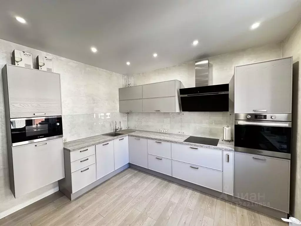 3-к кв. Татарстан, Казань ул. Баки Урманче, 5 (95.0 м) - Фото 1