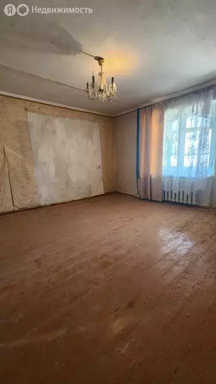 3-комнатная квартира: Красногвардейское, улица Крупской, 98 (63 м) - Фото 1