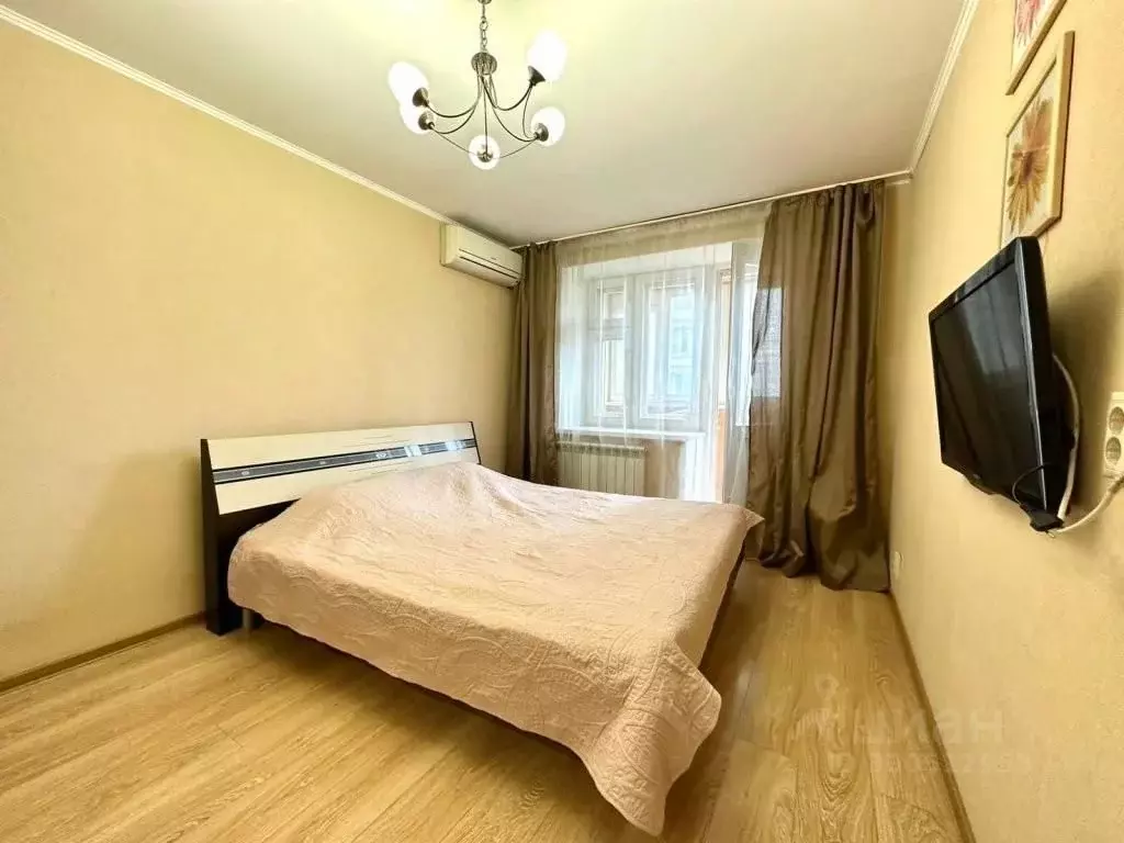 1-к кв. Татарстан, Казань ул. Фатыха Амирхана, 13 (38.0 м) - Фото 0