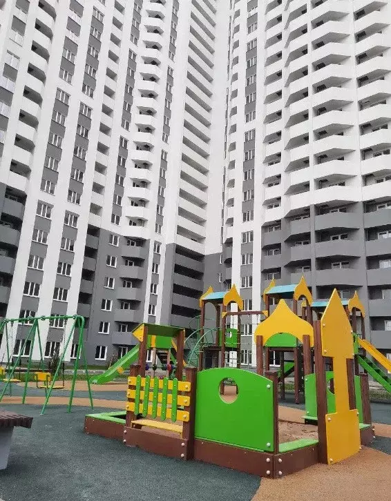 Продаётся 3-к квартира, 75.9 м - Фото 1