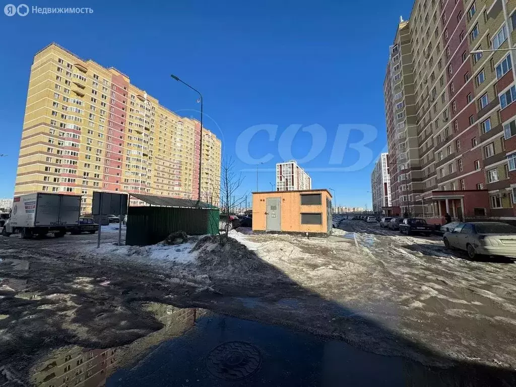 2-комнатная квартира: Тюмень, улица Андрея Бушуева, 4к1 (52 м) - Фото 1