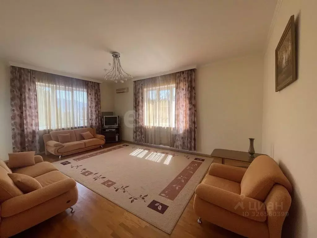 3-к кв. Краснодарский край, Геленджик Севастопольская ул., 11 (97.4 м) - Фото 1