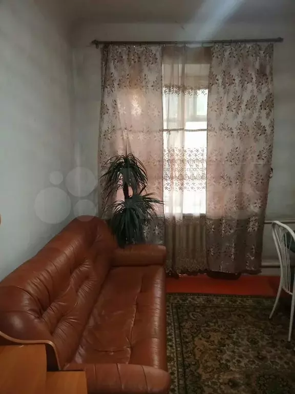 Комната 15 м в 3-к., 1/4 эт. - Фото 0