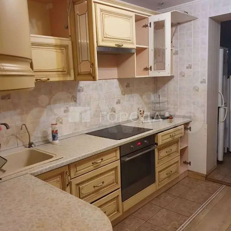 3-к. квартира, 80 м, 1/9 эт. - Фото 0