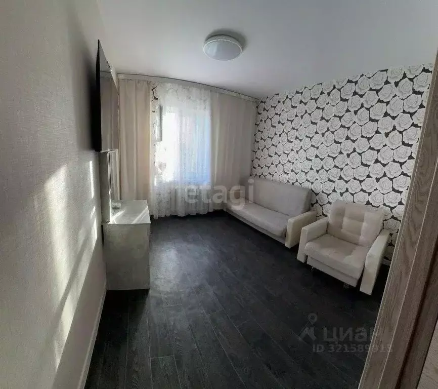 2-к кв. Саха (Якутия), Якутск ул. Дзержинского, 49 (43.5 м) - Фото 0