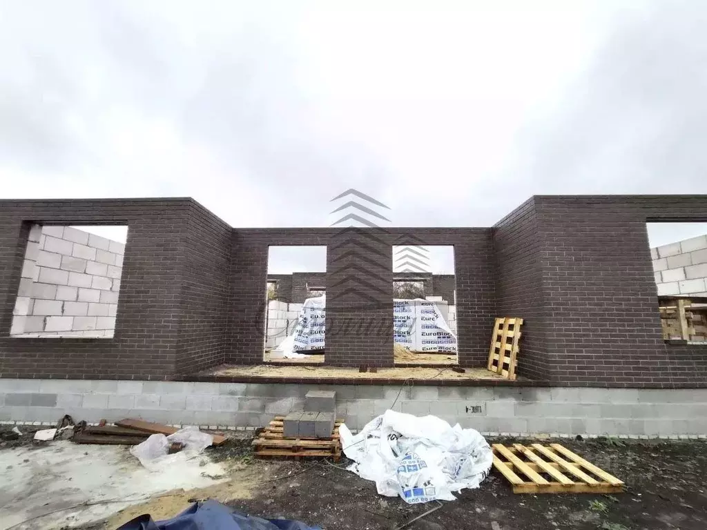 Коттедж в Белгородская область, Старооскольский городской округ, с. ... - Фото 1