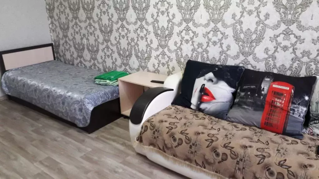 2-к кв. Волгоградская область, Фролово Комсомольская ул., 57 (60.0 м) - Фото 0